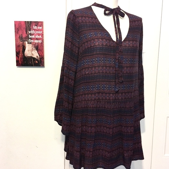 LUSH Boho southwestern print bell sleeve tunic - Picture 3 of 7